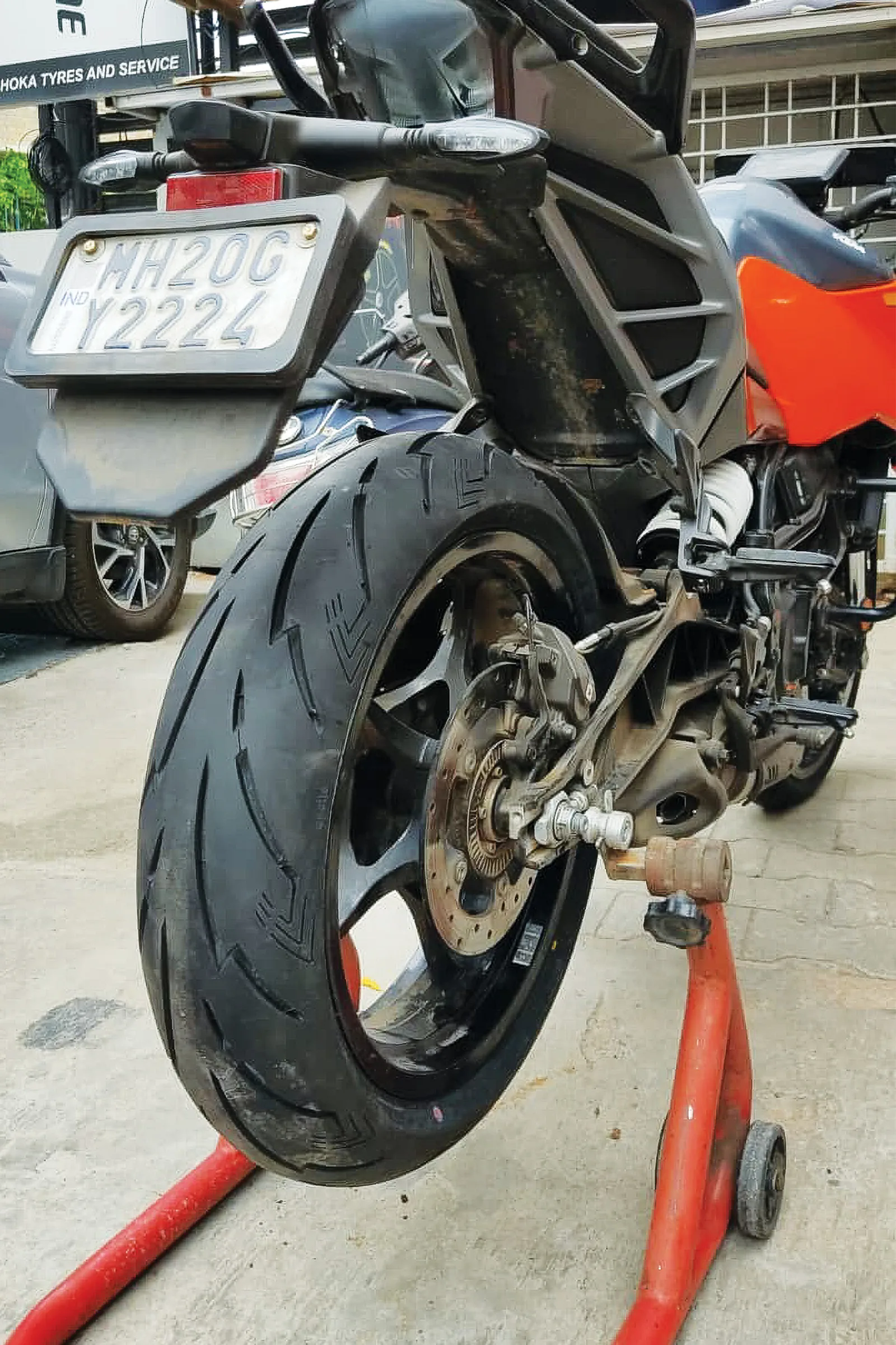 Tyre fitment image