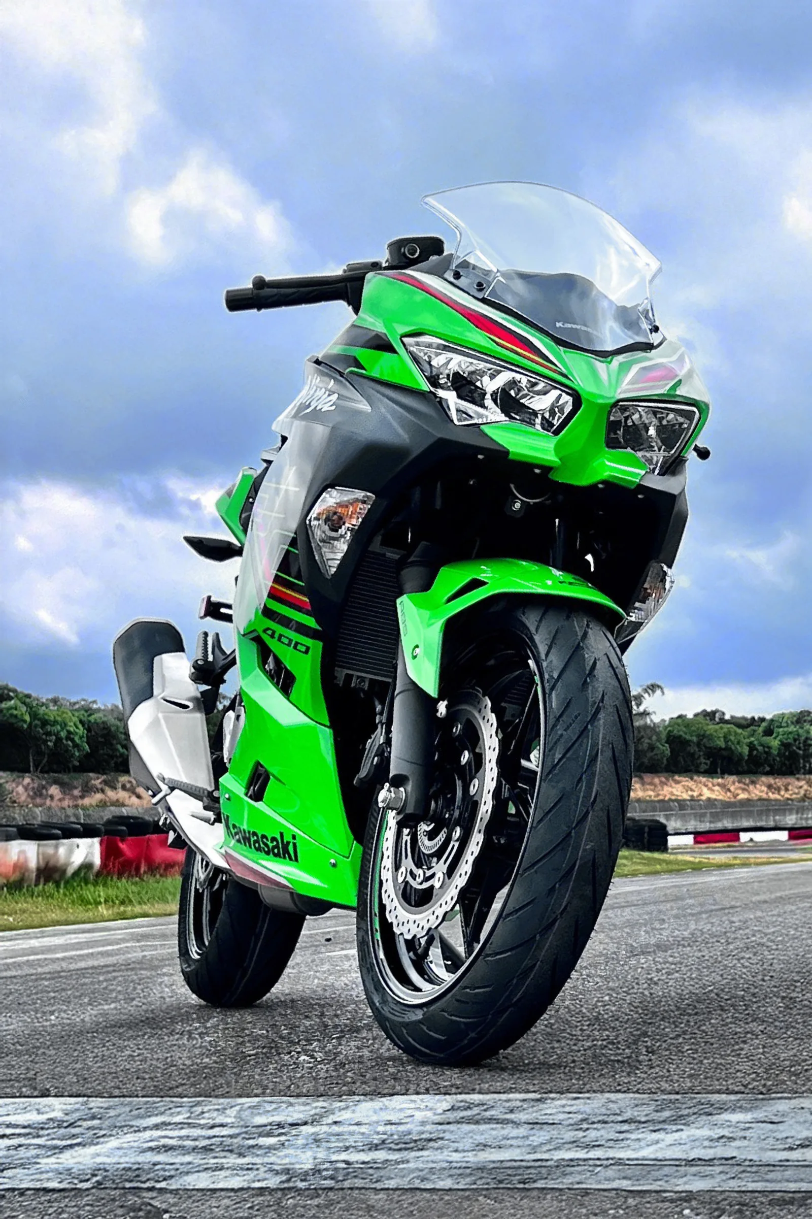 Tyre fitment image
