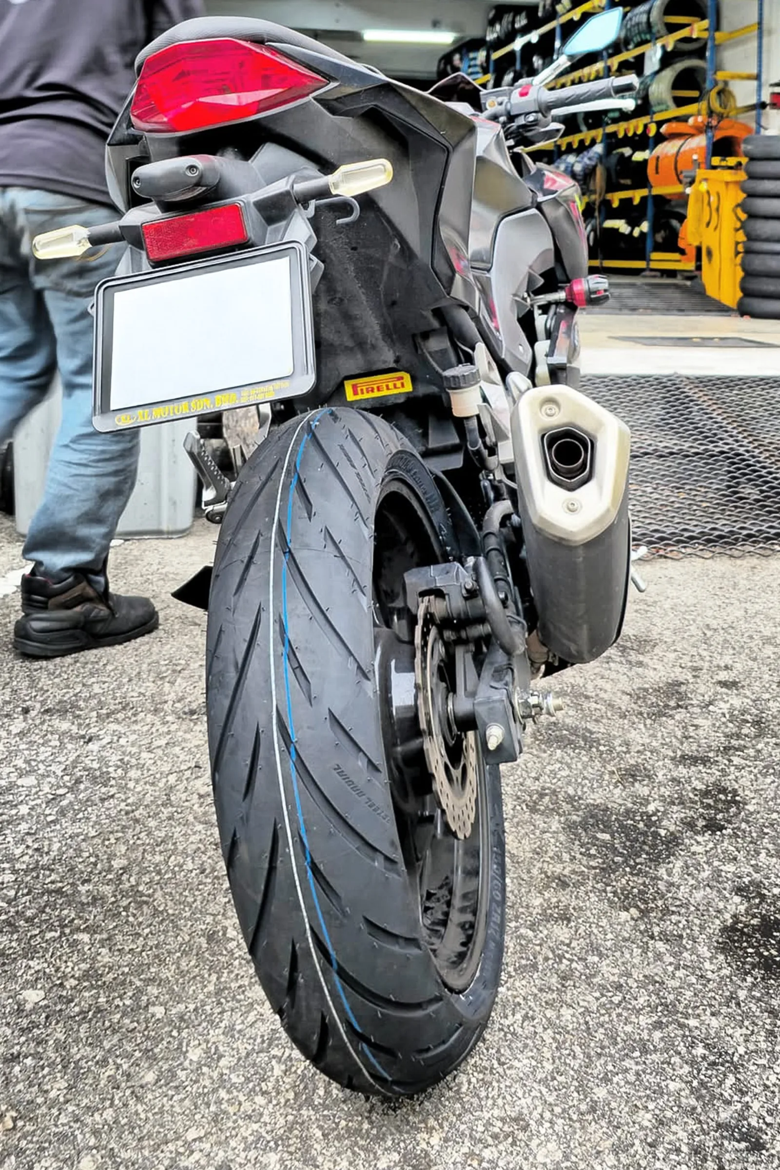 Tyre fitment image
