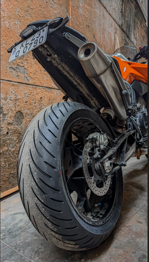 Tyre fitment image