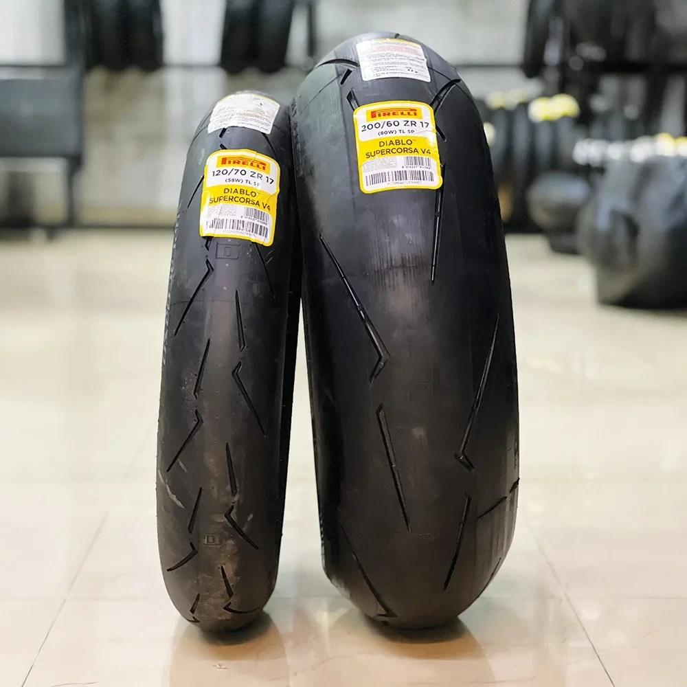 Pirelli Diablo Supercorsa SP V4 Tyre | Street-Legal Race Replica